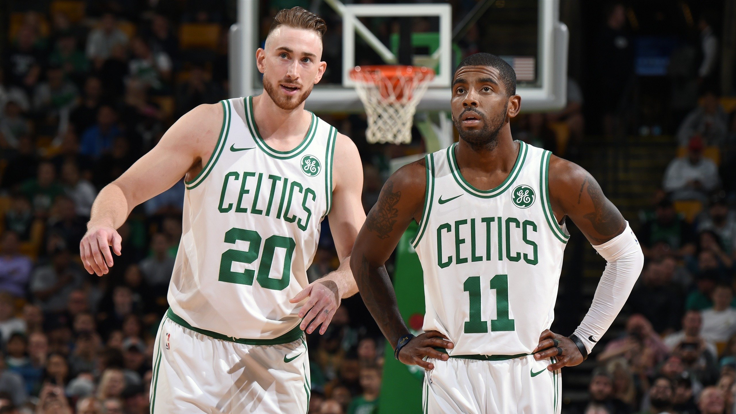 红蓝易帜,当曼城的新秩序碾过安菲尔德的旧王座,皮克一剑封喉定乾坤